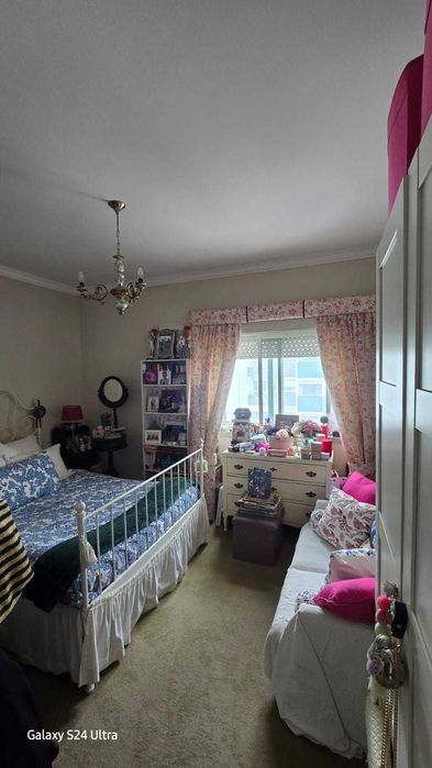 Apartamento t2 à venda Vista Mar | Varanda + Arrecadação