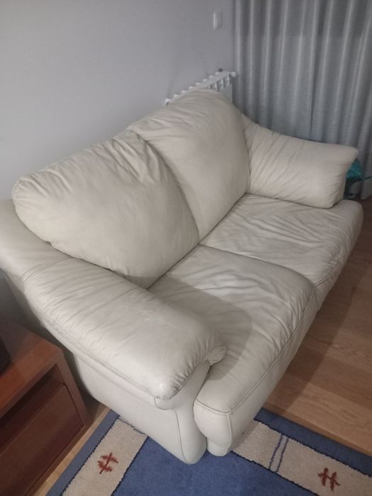 Sofás em pele verdadeira