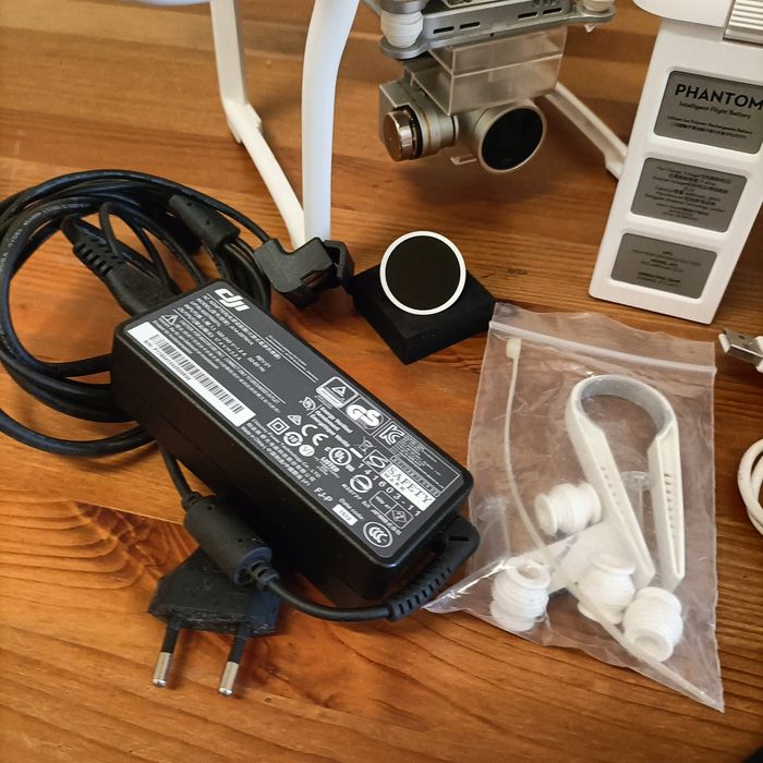 DJI Phantom 3 Advanced64563915734785122