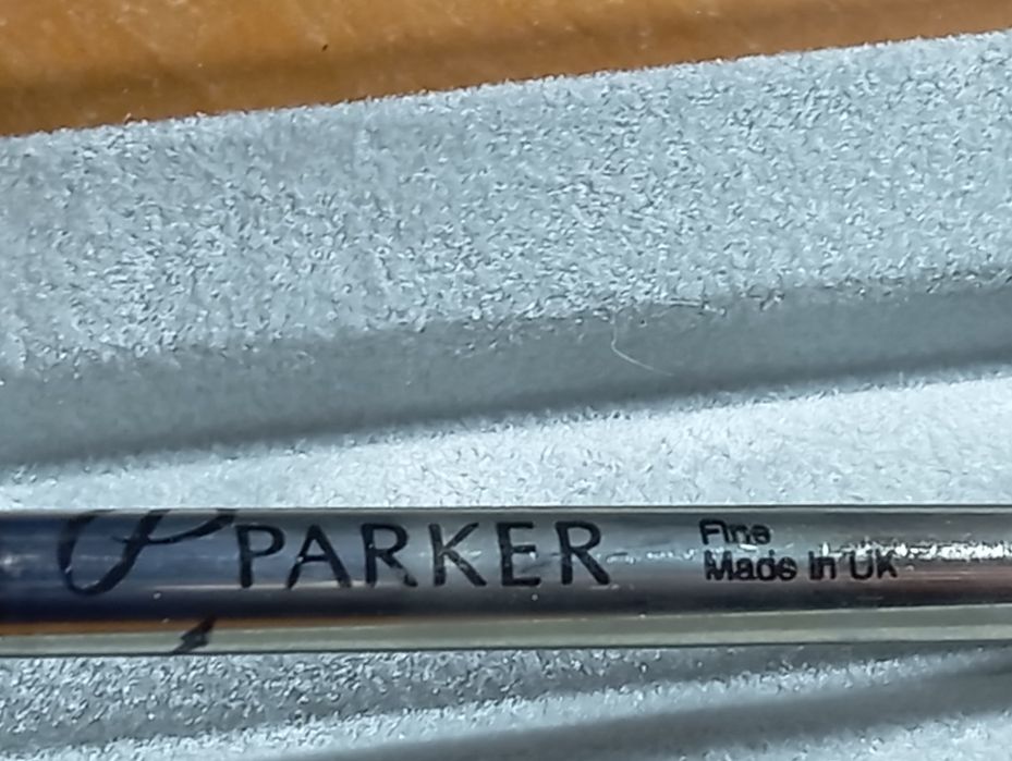 Оригінальна кулькова ручка Parker Frontier SS GT (Made in UK) в ідеаль