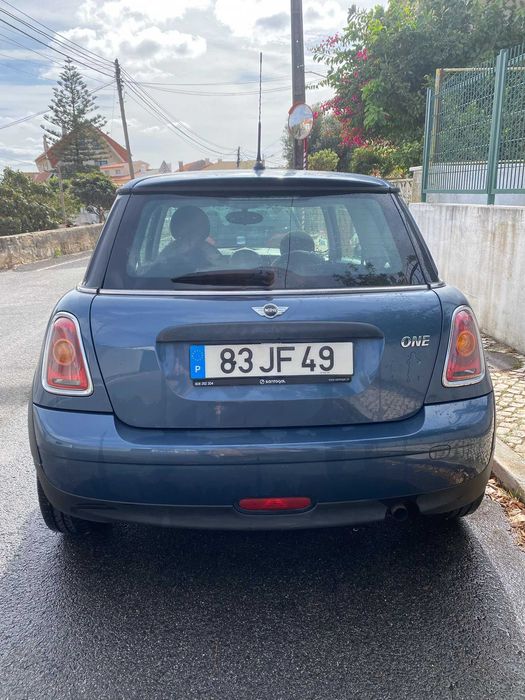 Mini One 1.6 gasolina ano 2010