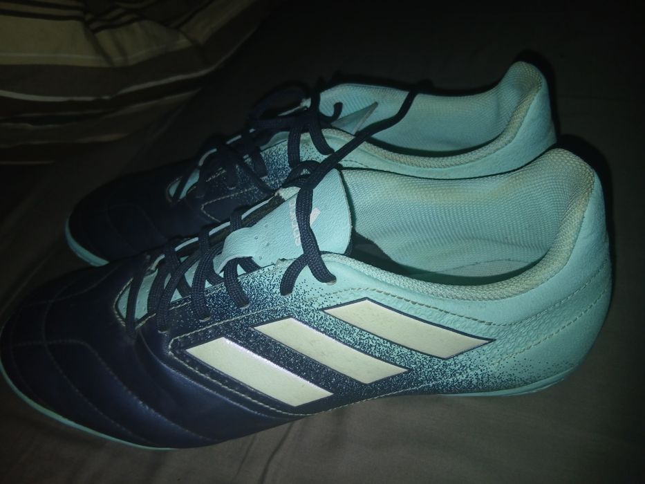 Halówki Adidas roz.45