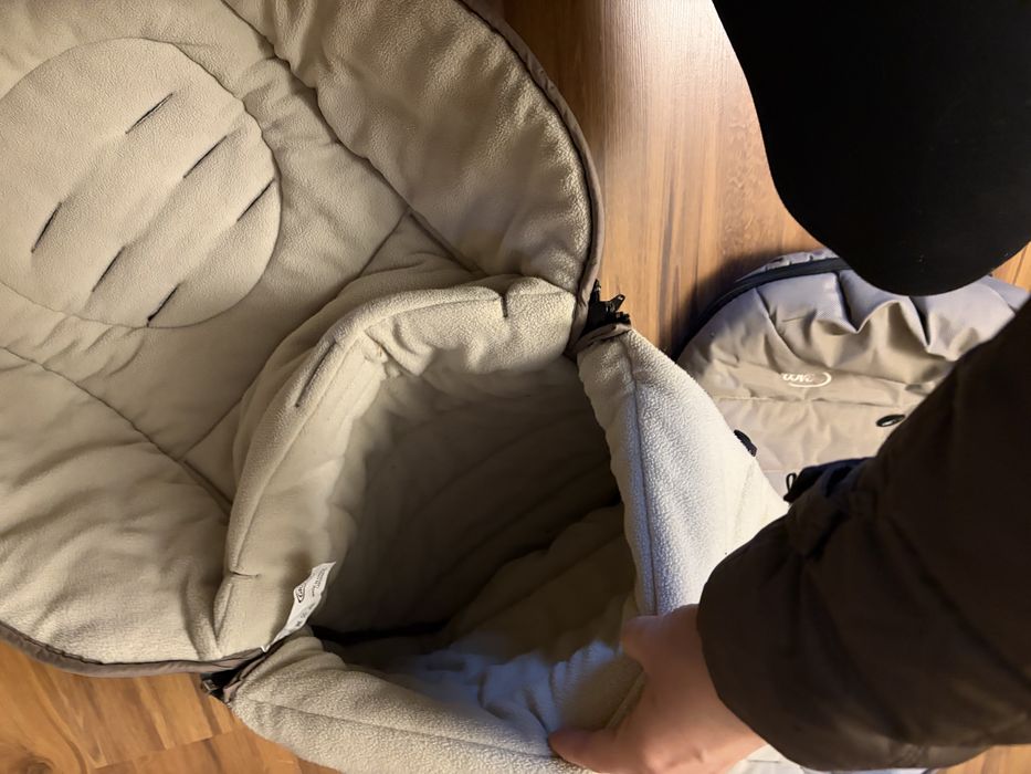 Kombinezony dla bliźniaków