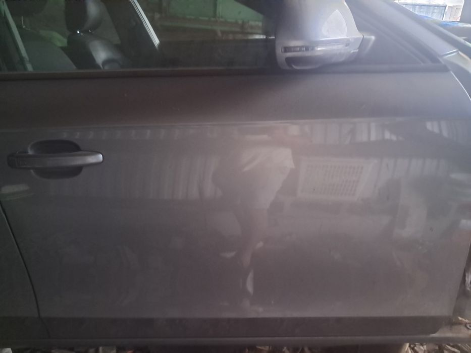 Drzwi audi a4 b8 2.0 tdi 2008 rok