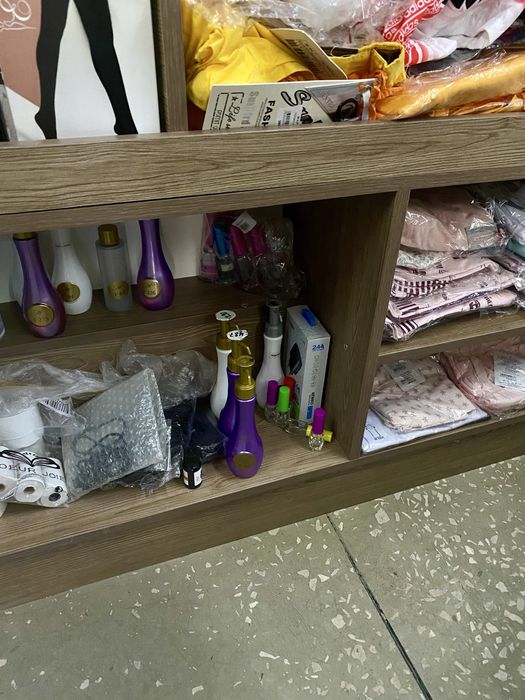 Торгова стойка за касовою зоною