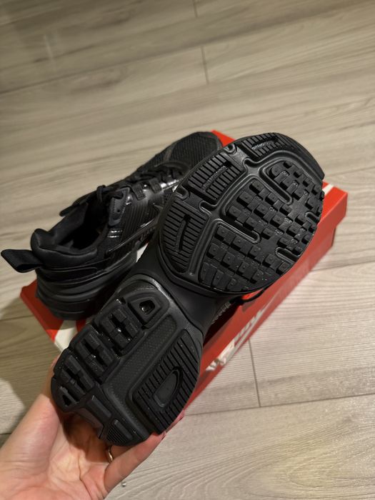 Кросівки жіночі Nike V2K Run Shoes Black FD0736-001