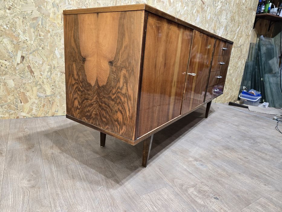 Komoda prl transport