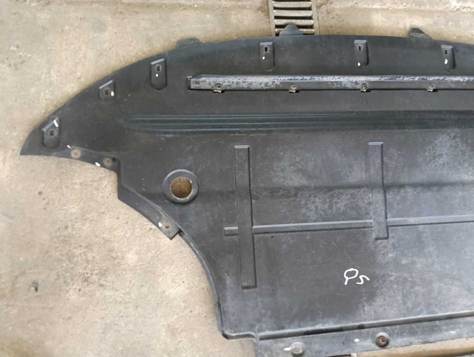 Osłony Silnika Dolne Osłona Audi Q5 8R KPL 2 szt Podłoga 8R0,963,821B