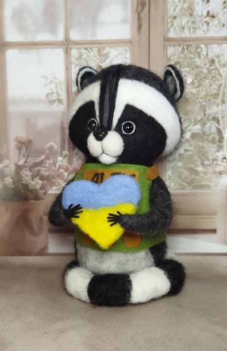 Єнотики валяні з шерсті, подарунки різні на вибір