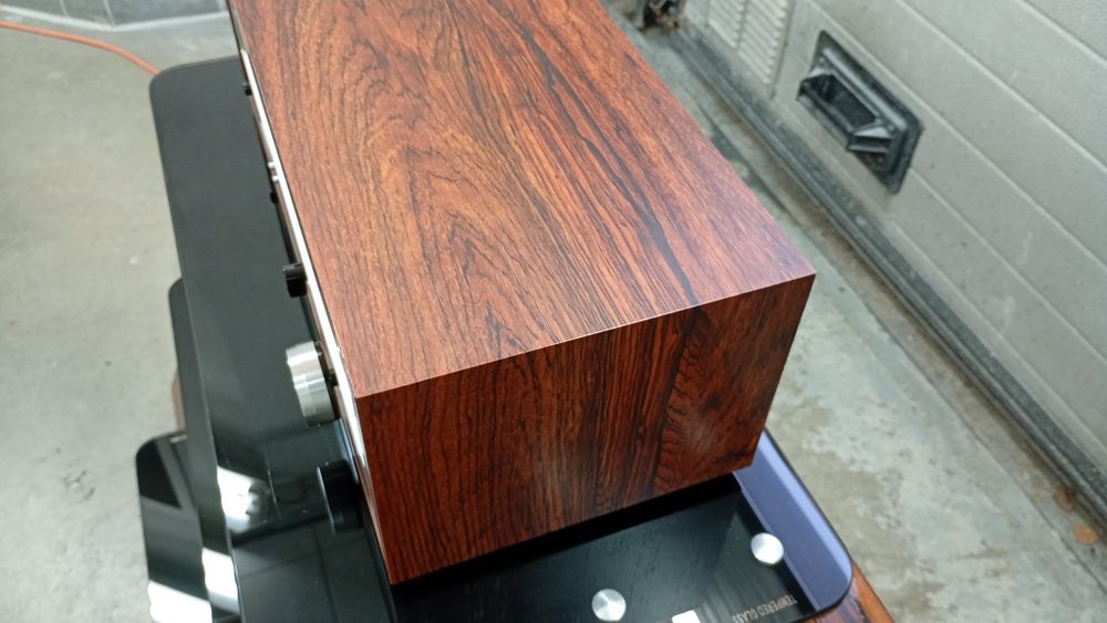 Tuner Luxman T-33 Palisander.