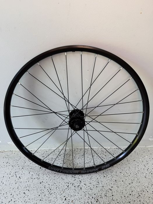 Kolo przednie 26” DIRT Joytech 15x100 Dartmoor Sapim GRAY