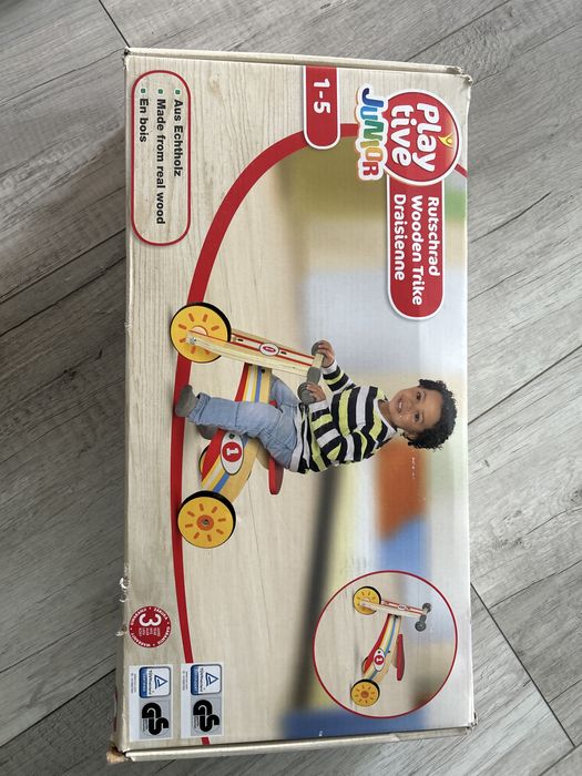 Drewniany rowerek trójkolowy, biegowy.