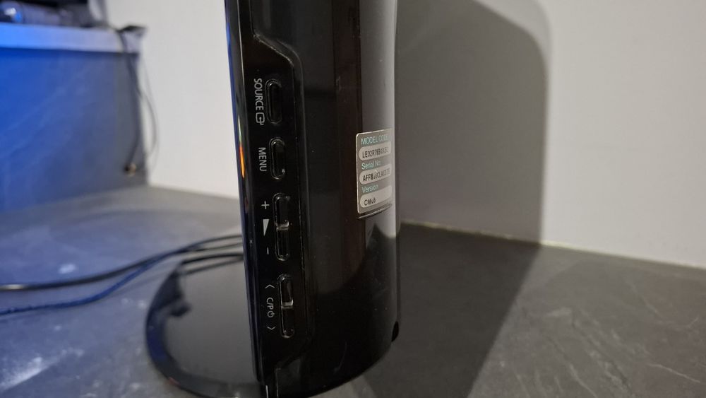 TV / Telewizor Samsung 32" cale czarny ładny obraz SPRAWNY