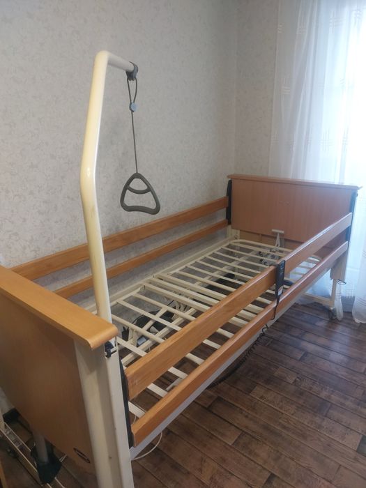 Кровать с электроприводом (Германия)