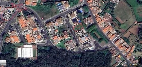 Venda  terreno plano  em zona de vivendas em Rosto de cão ( bairro Vila Faia)