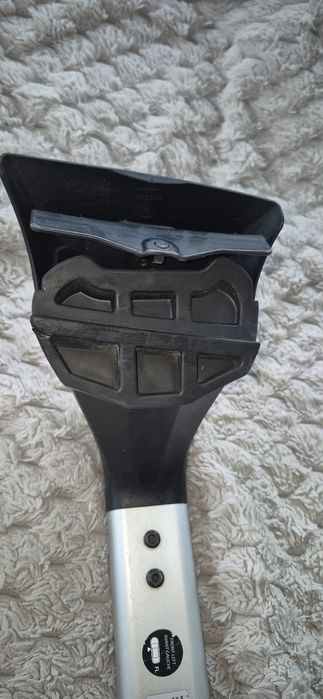 Belki dachowe Renault Kadjar  aluminiowe, nr czesci (82_01_502_632)