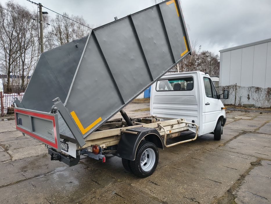 Wynajem wywrotka do 3.5t