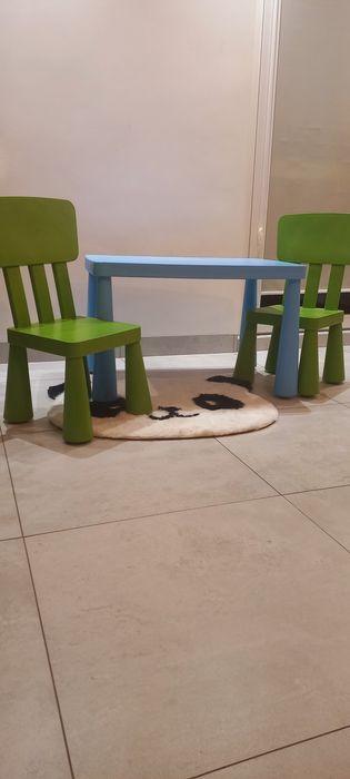 Stolik i 2 krzesla ikea dla dzieci