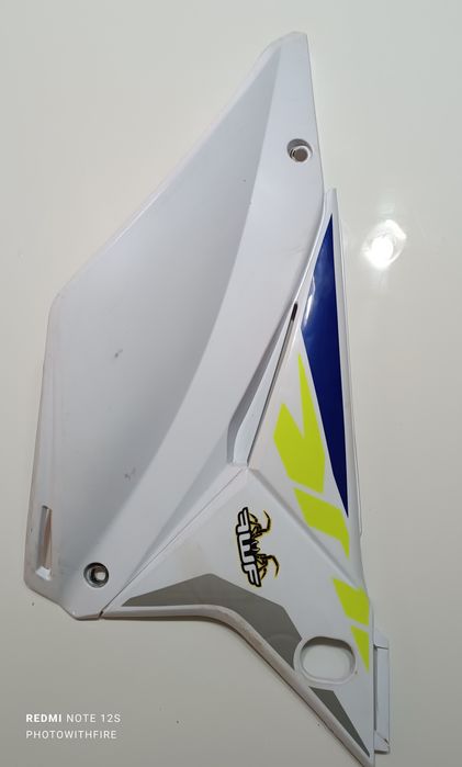 Panel boczny prawy tylny plastik  sherco 125  250 300 cross motor