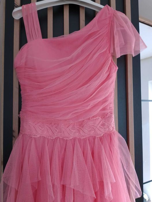 Sukienka elegancka, tiulowa S
