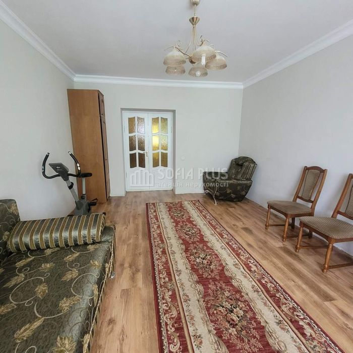 Срочно! 2к, Самойла Кошки 9, недорого