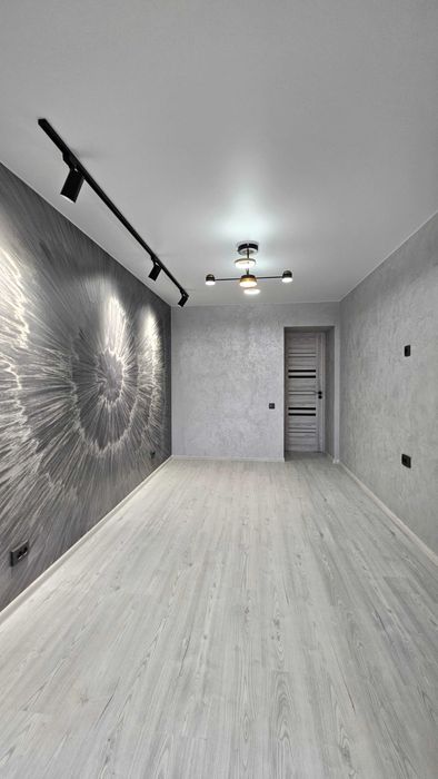 Продам 3х комнатную квартиру 4 этаж 9мкр