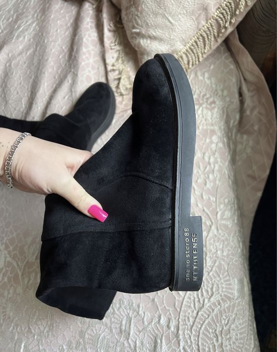 Замшеві ботфорти ботинки на підборах