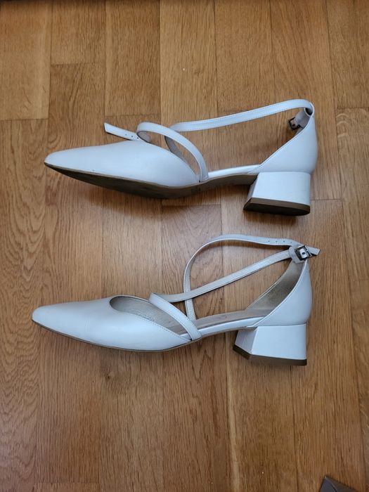 Czółenka ślubne na 4 cm obcasie - KOTYL 9917 ECRU PERŁOWE