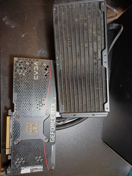 EVGA GeForce RTX 3080 XC3 Ultra Hybrid Gaming 10 GB