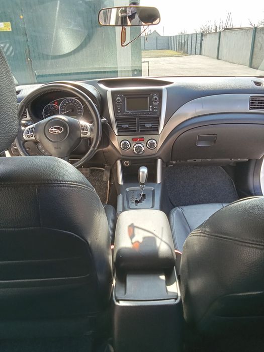 Продам Subaru Forester 2.0 2011