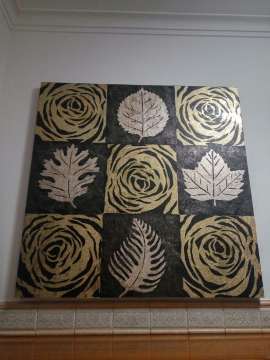 Quadro/Tela com desenhos em prateados dourado