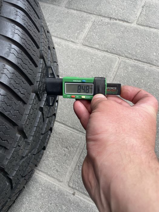 215/60/R17 Continental ContiWinterContact TS830P