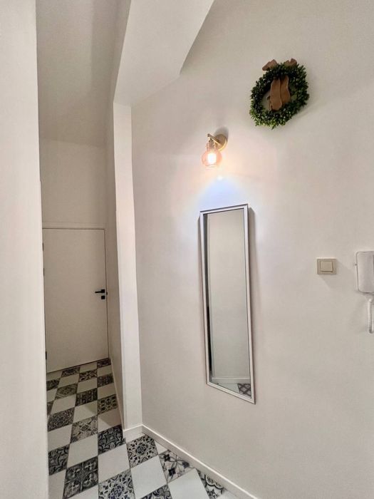 1 кім Централ Ж Д Вокзал метро Вокзальна Університет  пл Галицка Цирк