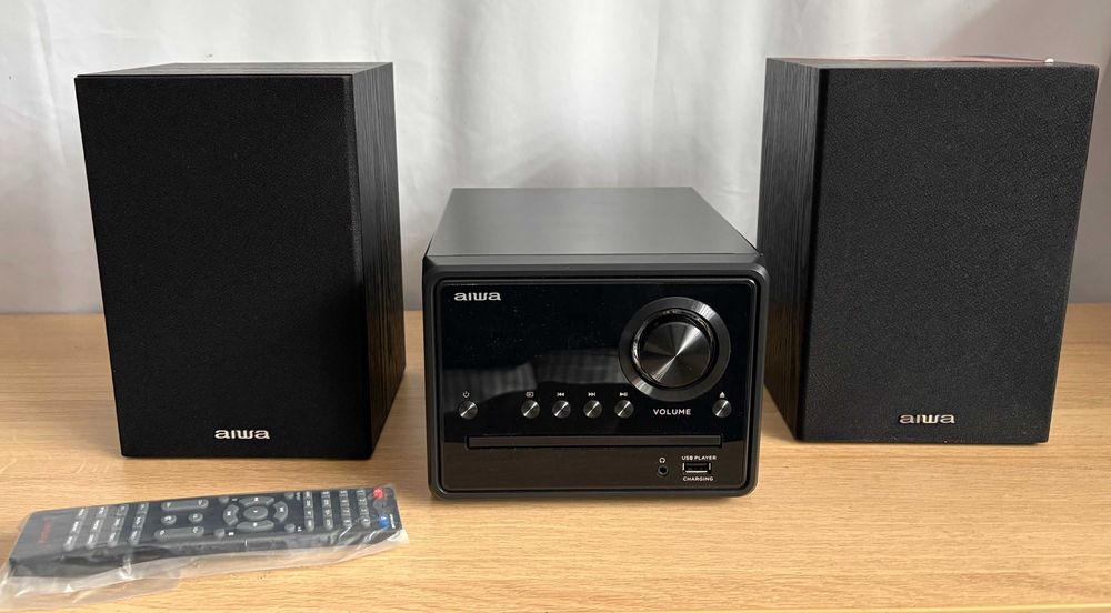 Wieża AIWA MSBTU-300 CD FM bluetooth pilot czarna