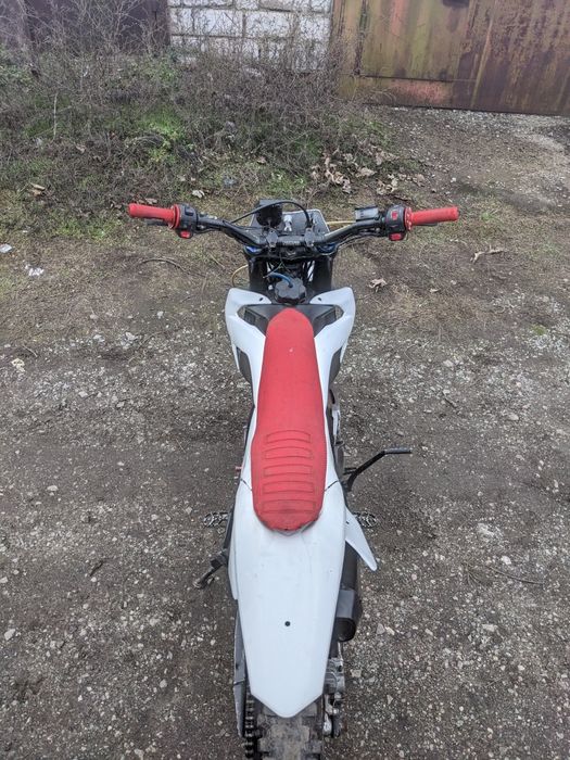 Продам ендуро мотоцикл geon 250 4T 2018