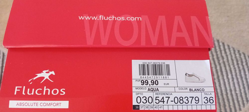 White Sneakers425520045973186563