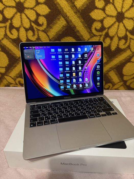 MacBook Pro 2022 M2 с коробкой и чеком