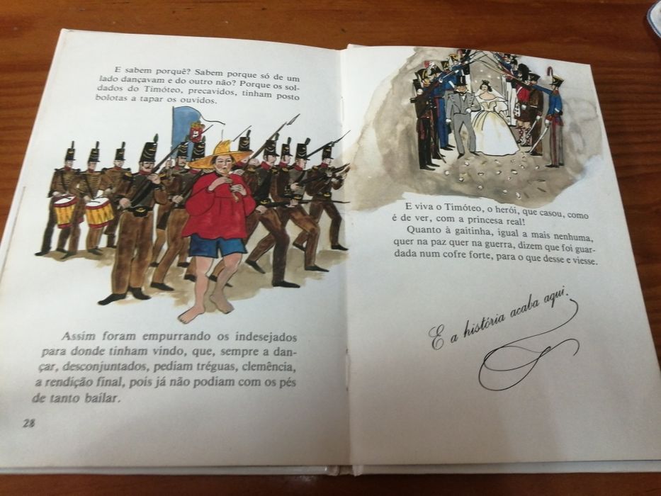 Livro "toca que toca, dança que dança"