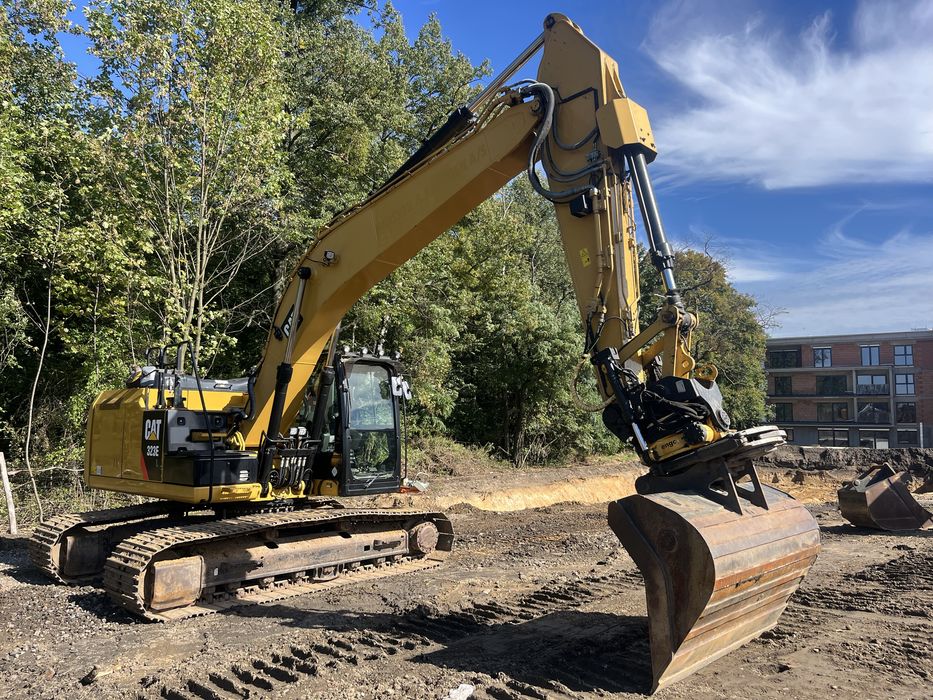 cat 323 EL  koparka gąsienicowa rototilt ,system 3D