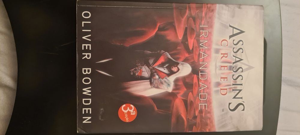 Assassin's creed/ Stephen King/ Juliet Marillier