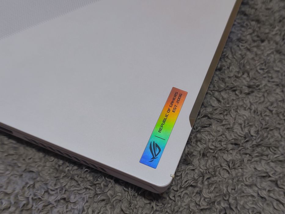 Ноутбук Asus ROG G14 GA402XV AMD R9-7940HS RTX4060 32gb ddr5 1tb ssd