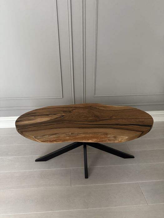 Журнальний столик