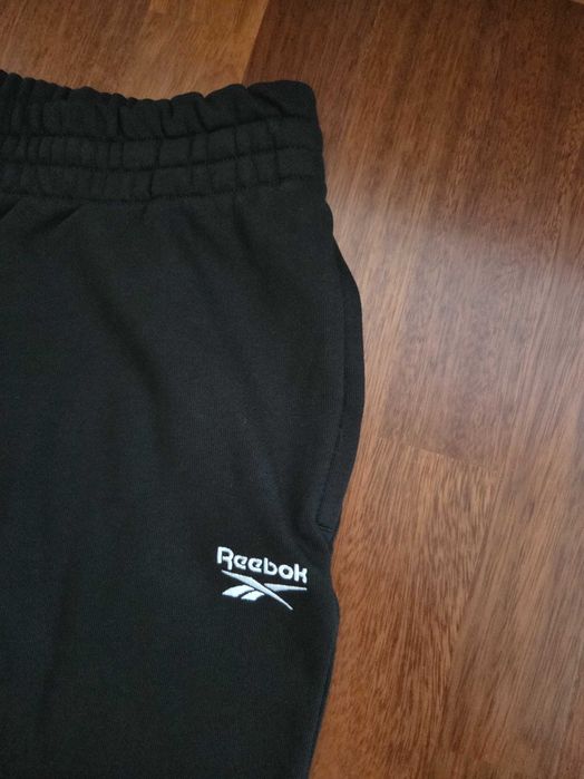 Spodnie dresowe Rebook Cl F Vector