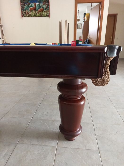 Mesa de snooker muito boa