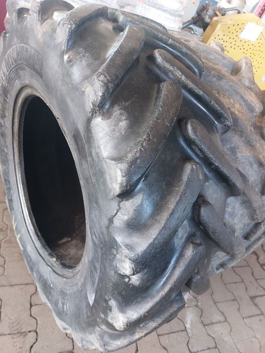 380/70r24 Michelin opony używane rolnicze para