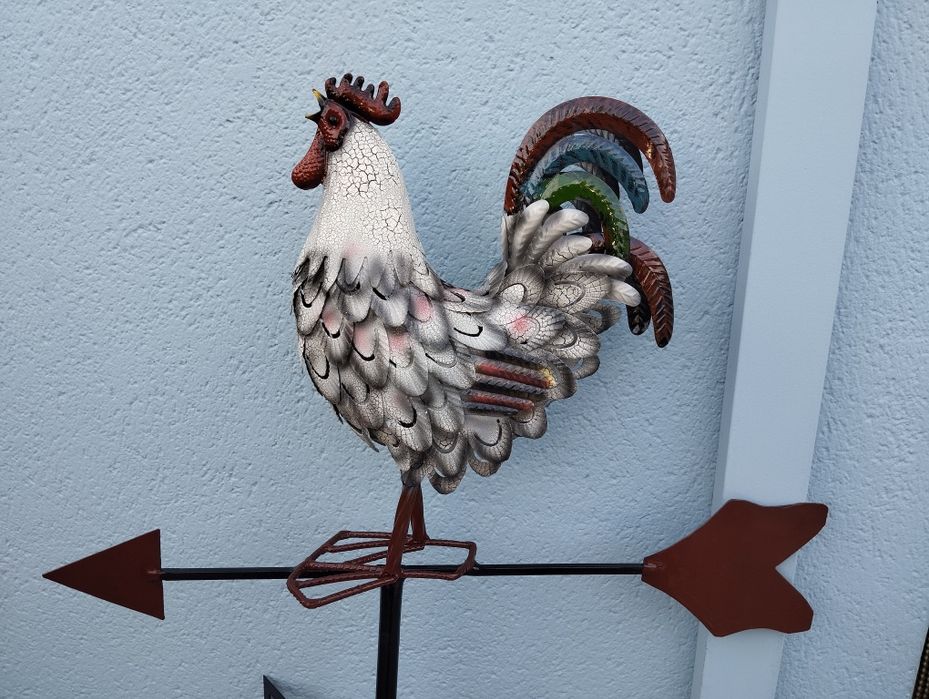 Catavento com galo colorido