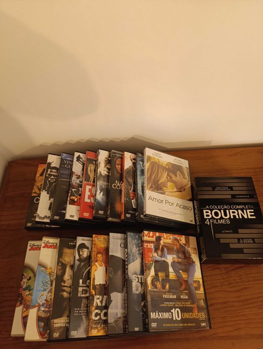 Lote de 22 DVDs novos