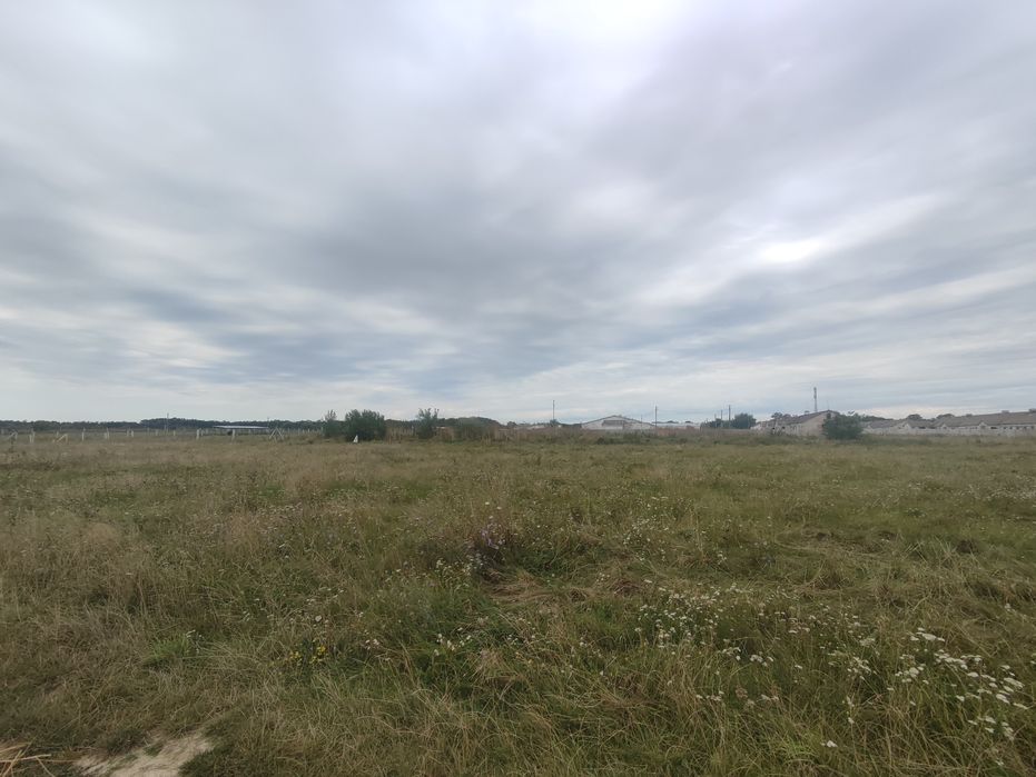 Продаж земельної ділянки під житлову забудову