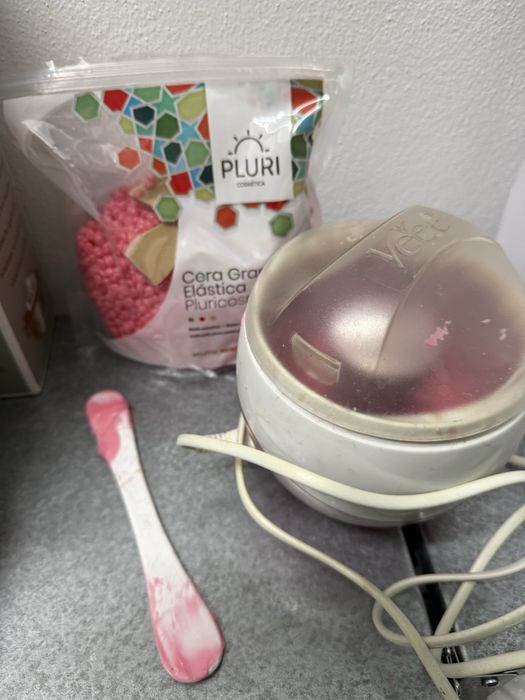 Maquina de cera, cera e acessórios