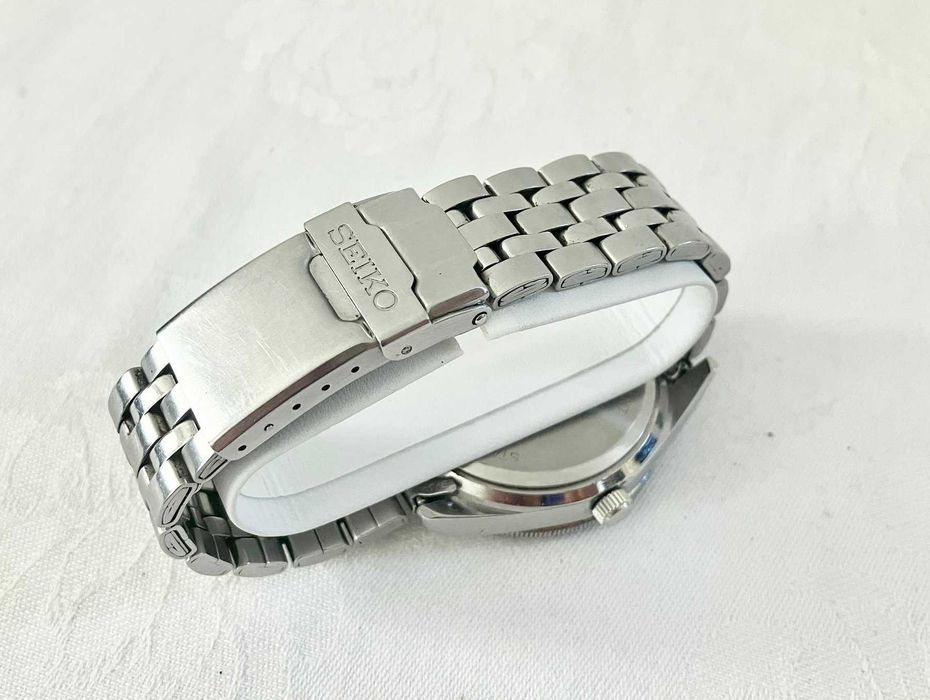 Michelin Bibendum JAPAN MOVEMENT quartz wristwatch